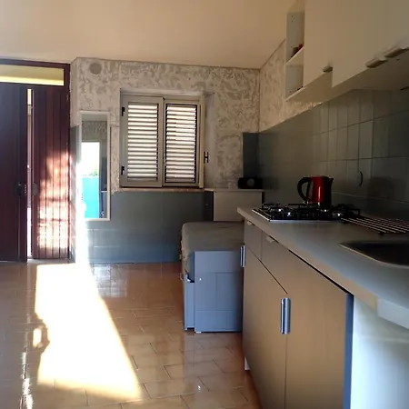 Cute House Hébergement de vacances San Nicolò